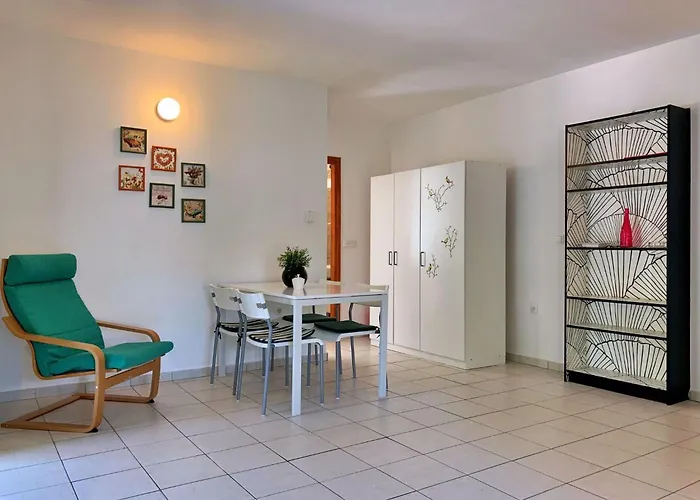 Savic By Interhome *